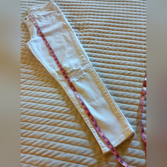 Levis 711 white jeans - Picture 12 of 16